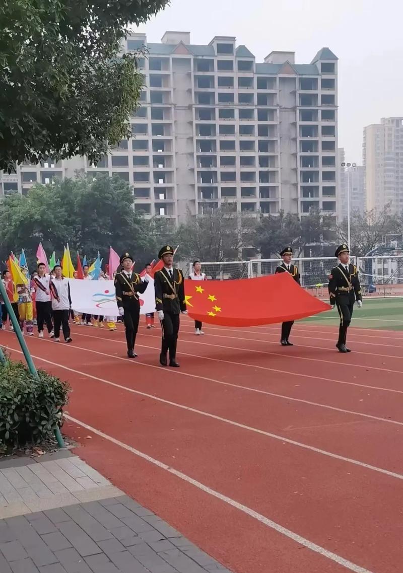 青春往事（回忆那些疯狂的日子，留住青春的美好）