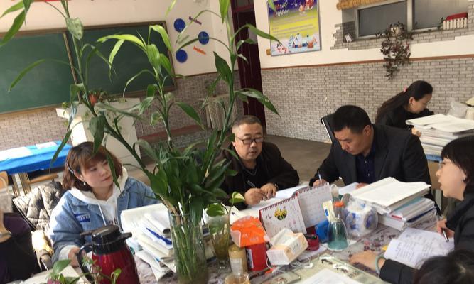 拔剑四顾心茫然（精益求精）