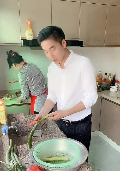 守护（父母为我遮风挡雨）