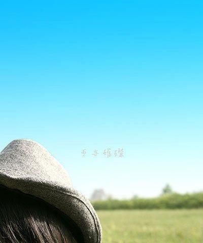 那一双眼睛——发现爱的眼睛（一个小女孩的成长历程）