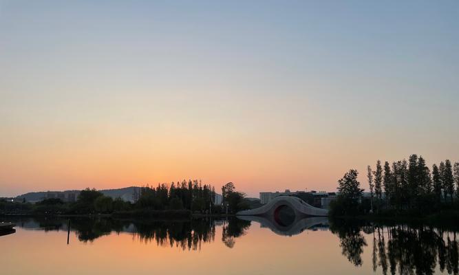 夕阳下的美好（一次意外的旅行）
