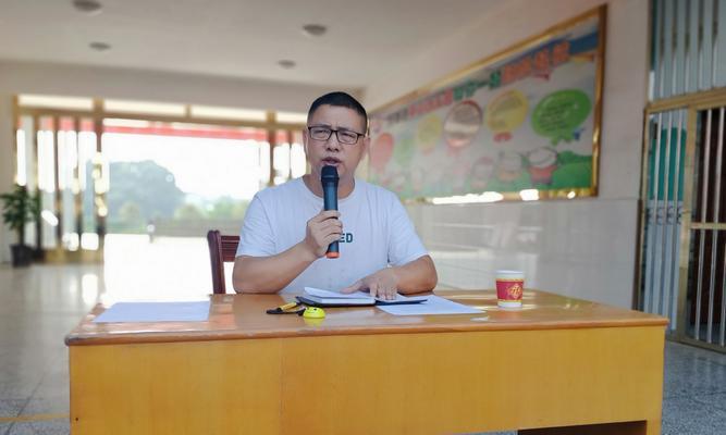 一场属于“奋斗者”的战争（他们不弃不离、坚定向前，终于获得胜利）