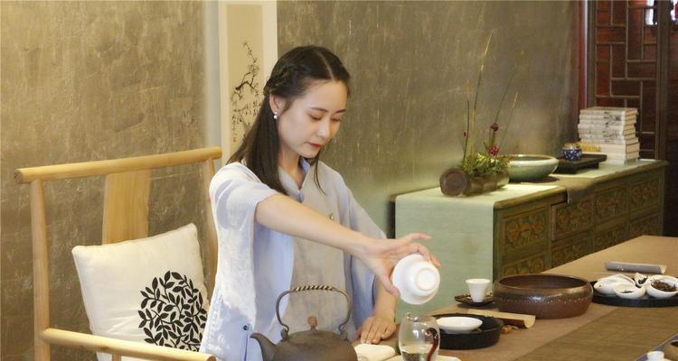 一：盼望着那一杯茶