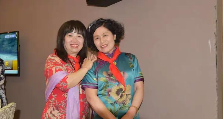 蓝色的梦想（一个女孩的逃亡之旅）